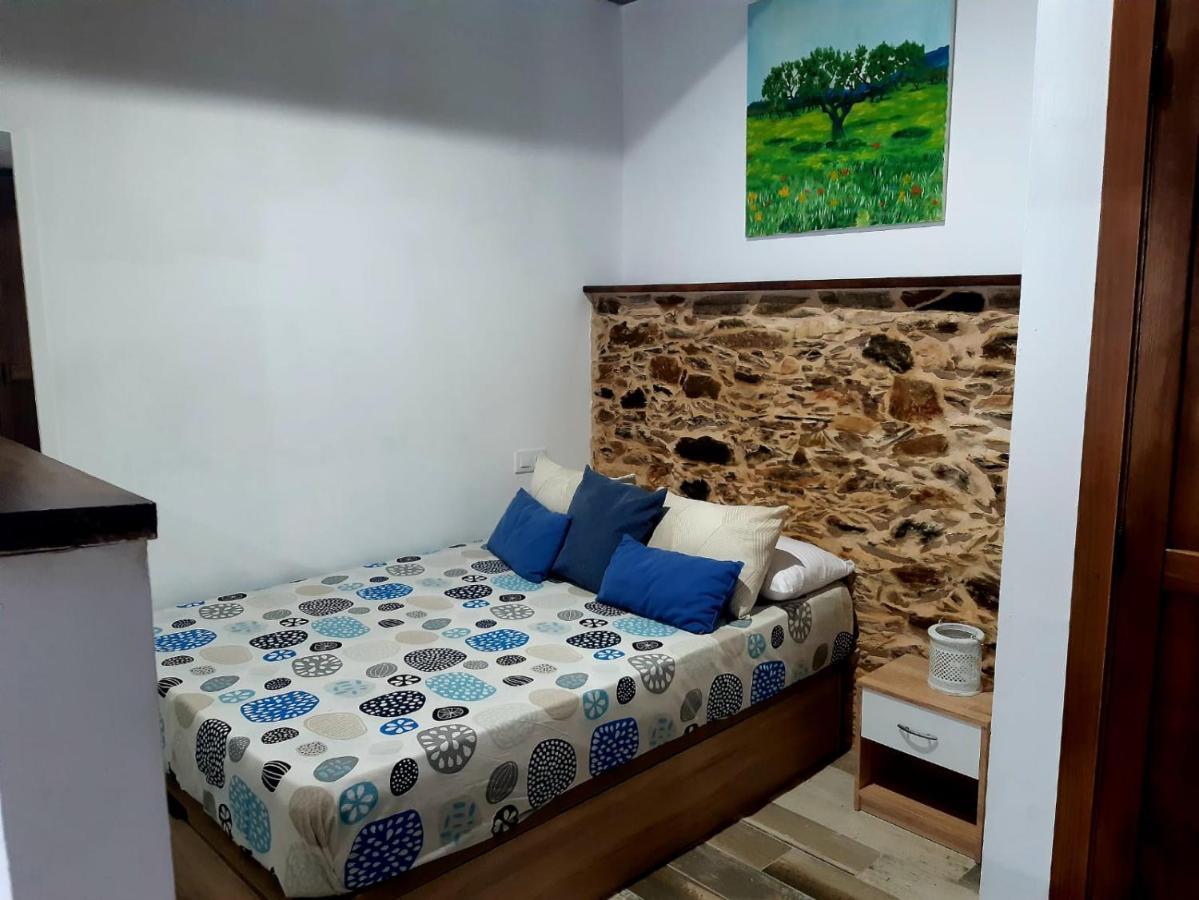 Apartamentos Callampa Torrejón el Rubio Exteriér fotografie
